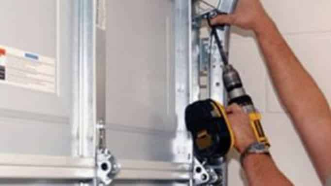 Roodepoort garage door repairs and services at affordable prices